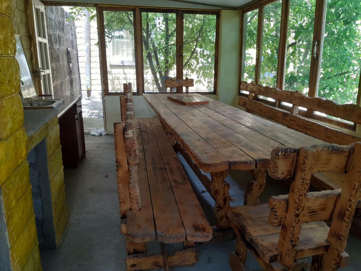 Artush & Raisa B&B Gyumri Ngoại thất bức ảnh