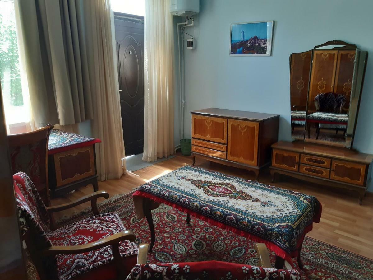Artush & Raisa B&B Gyumri Ngoại thất bức ảnh